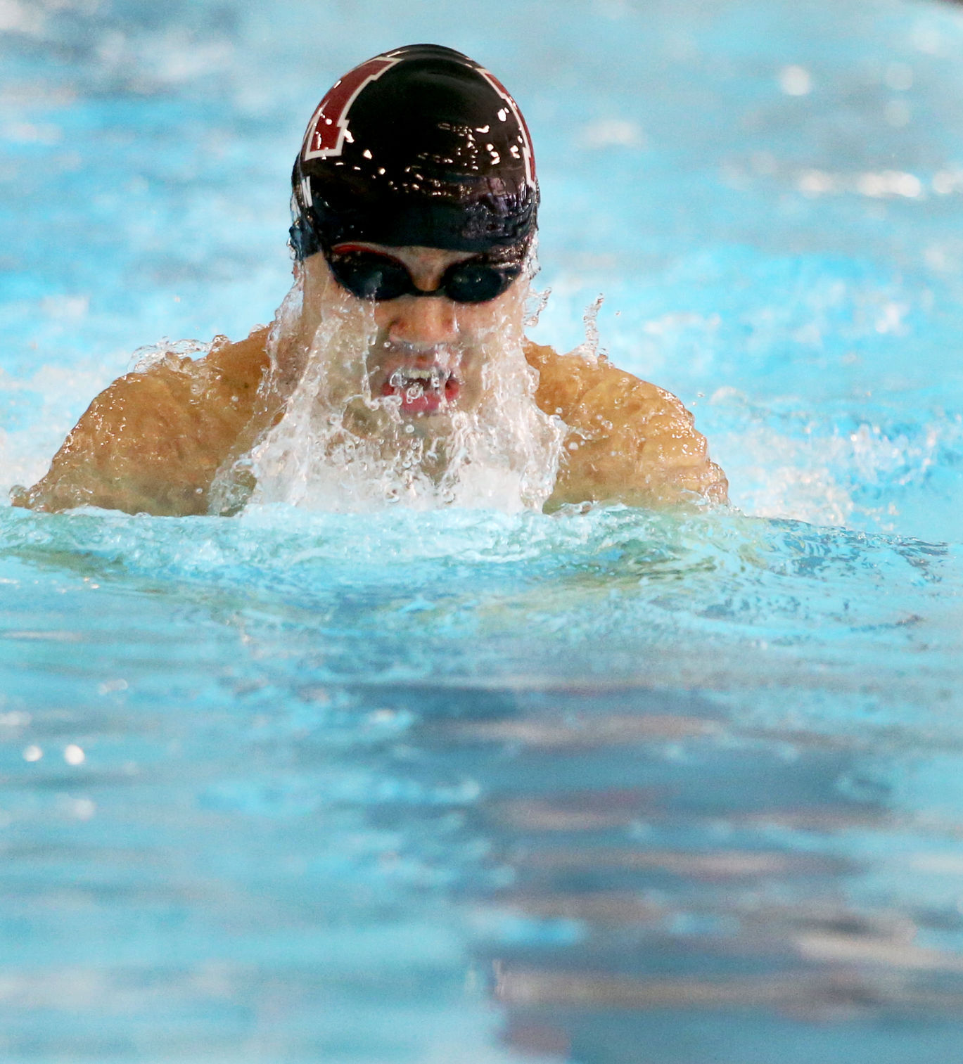 012018-UT-Swim-002